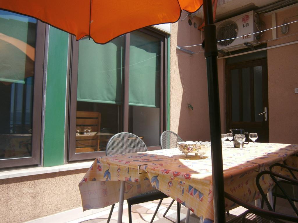 Villa Miranda - Croazia Omiš Pokój zdjęcie